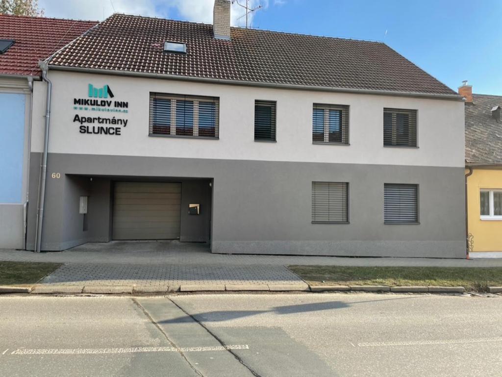 Mikulov Inn - Apartments Slunce Екстериор снимка
