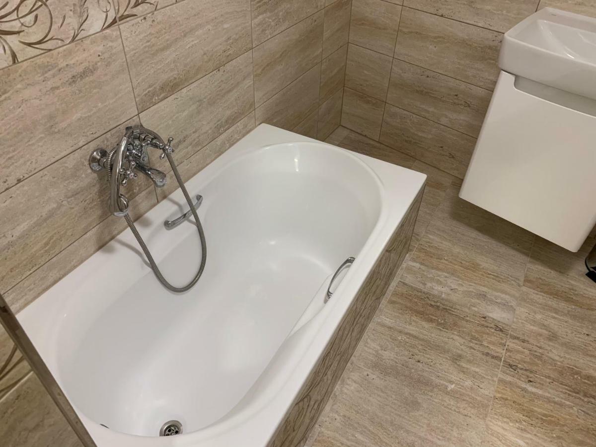 Mikulov Inn - Apartments Slunce Екстериор снимка