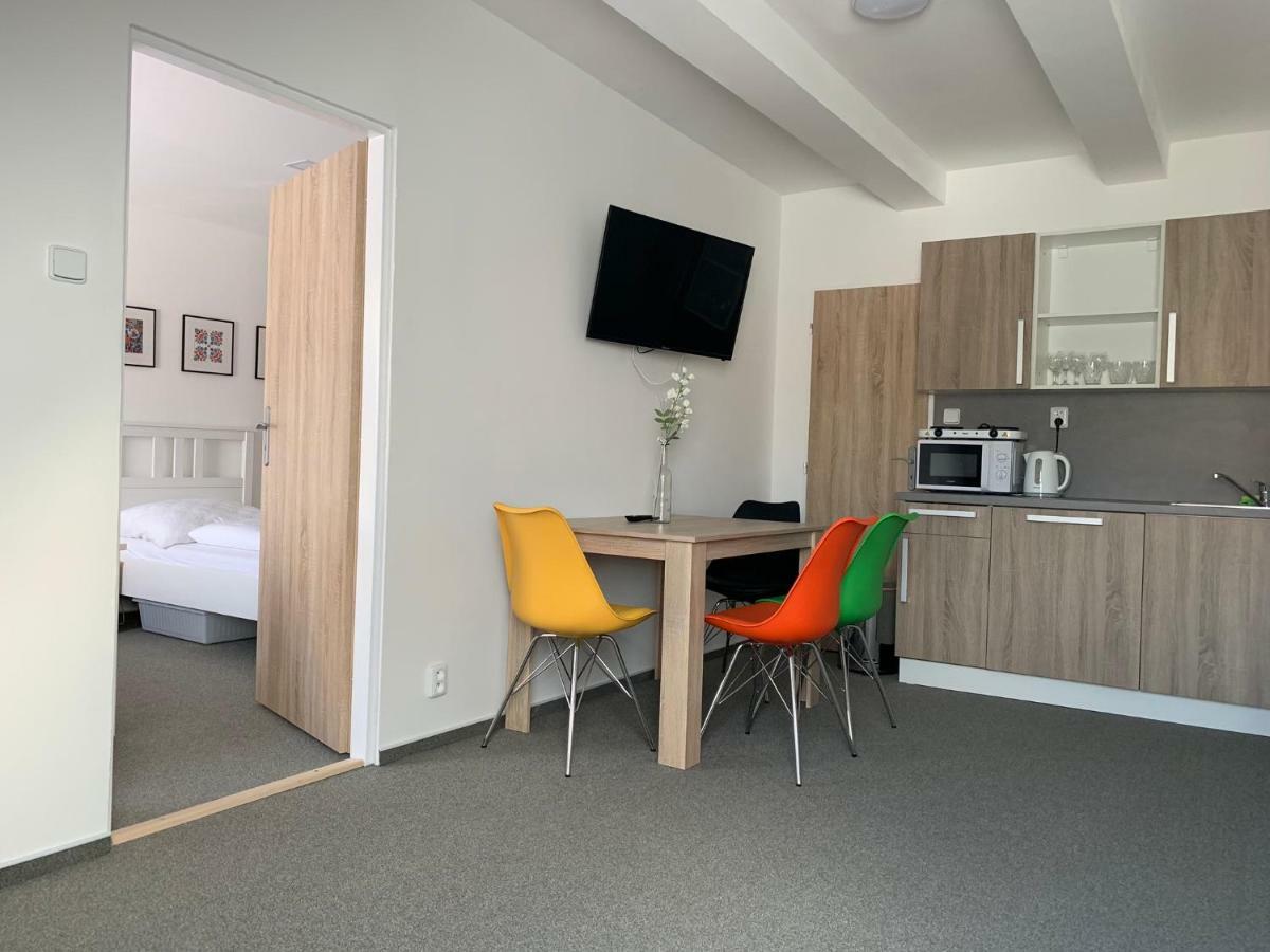Mikulov Inn - Apartments Slunce Екстериор снимка